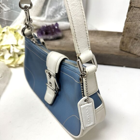 Coach Blue & White Leather Buckle Shoulder Bag With Zip Closure & Inner Pockets - Picture 9 of 9